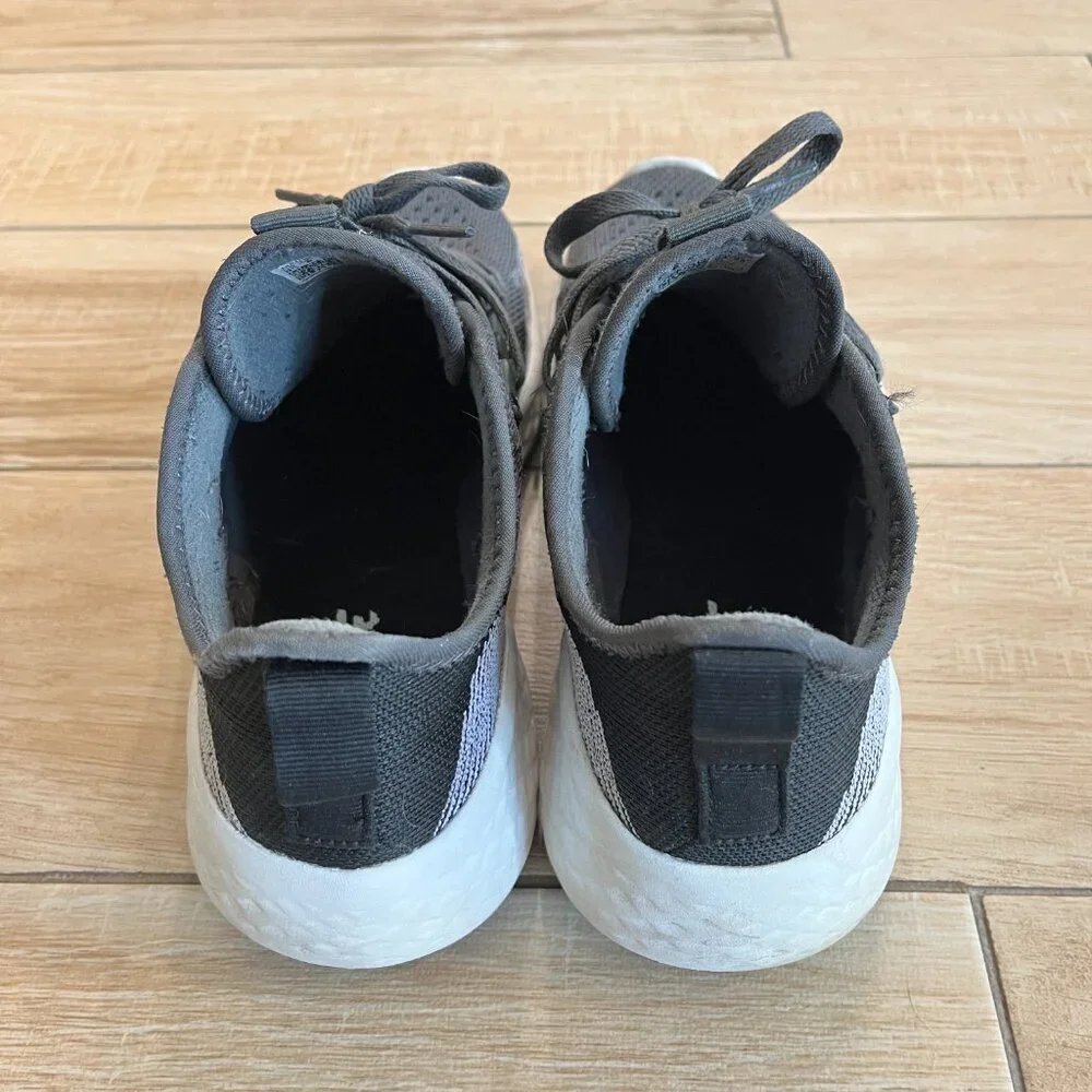 Mens Adidas Black/Grey Sneakers - 8.5